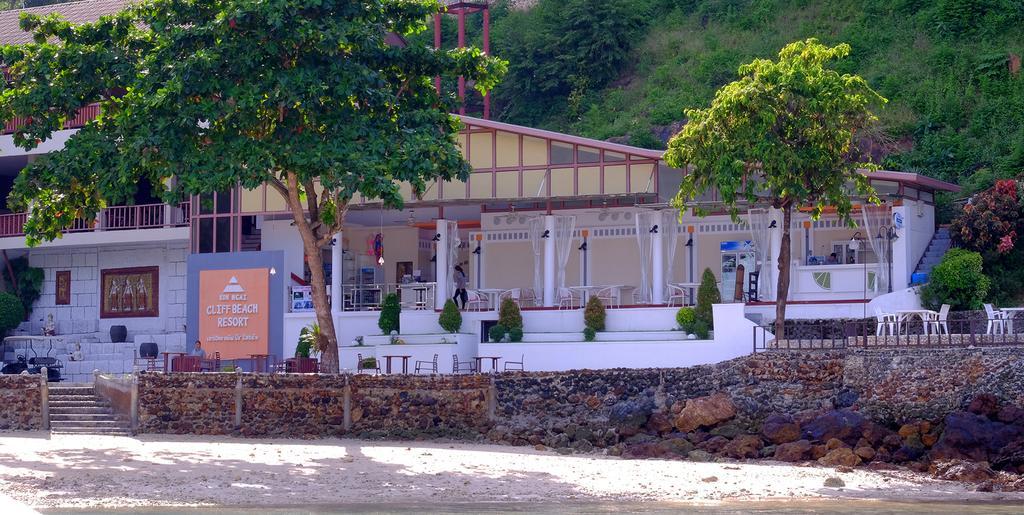 Koh Ngai Cliff Beach Resort Exterior photo