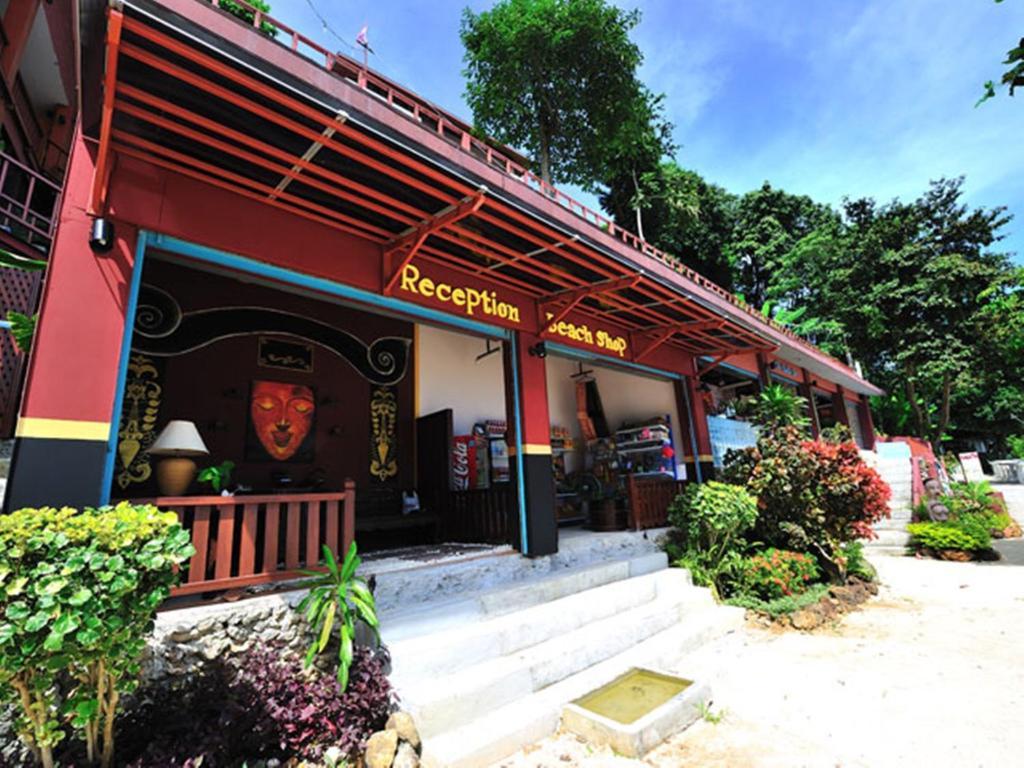 Koh Ngai Cliff Beach Resort Exterior photo